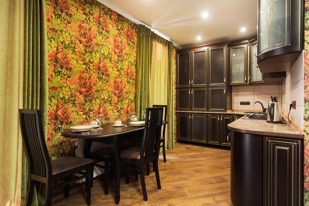 Best Apartments on Deribasovskoy Odessa Buitenkant foto