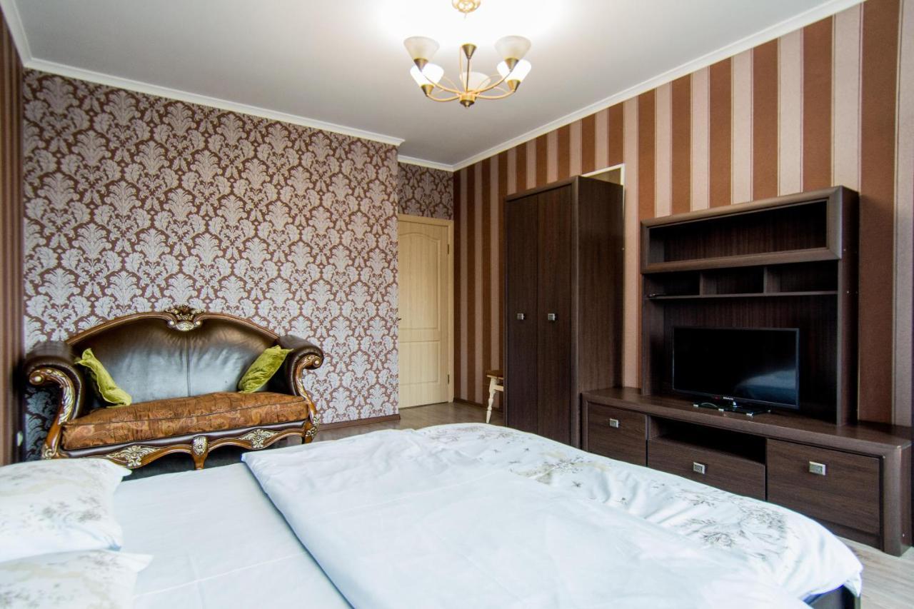 Best Apartments on Deribasovskoy Odessa Buitenkant foto
